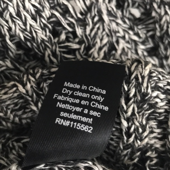 ELIZABETH AND JAMES Knit Sweater - Picture 8 of 11